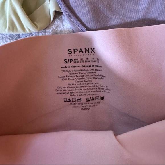 Bundle of 5 Spanx high rise panties size small - Picture 2 of 6
